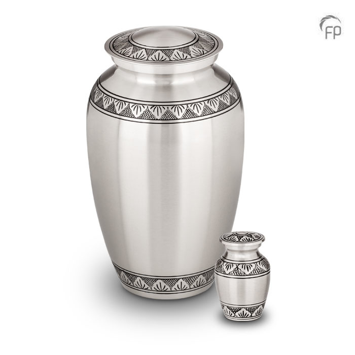 HU 128 Metaal urn