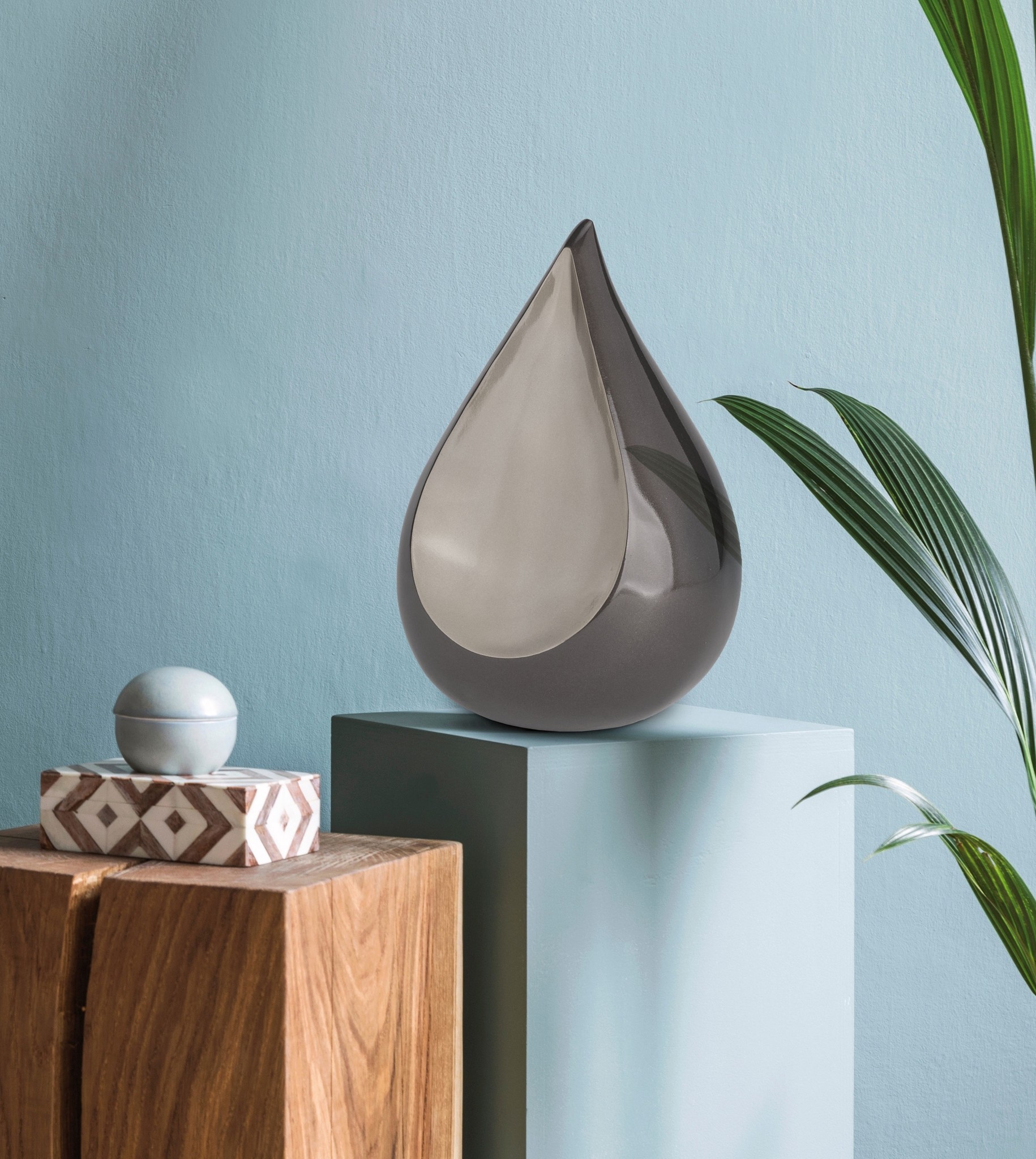 FPU 102 Metaal urn Teardrop